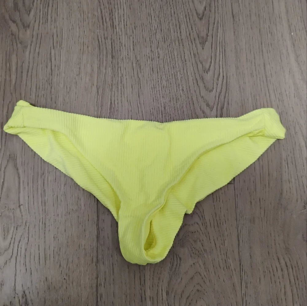Frankie's Bikinis Ribbed Yellow Bikini Bottom Sz Small